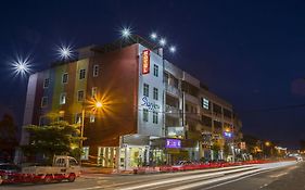 Skyview Hotel
